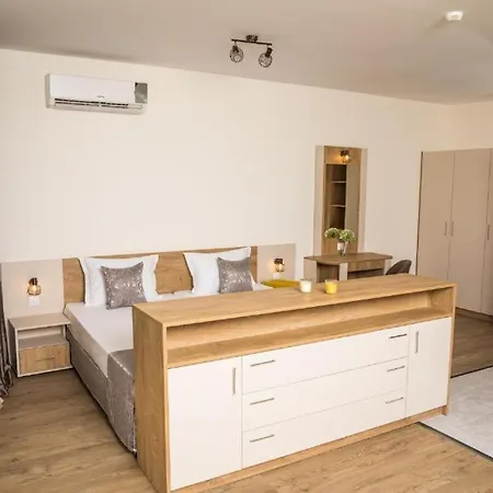 Allure - Lighthouse B35 Primorszko